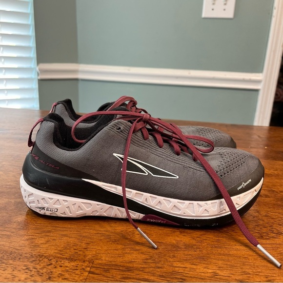 Altra Women’s Paradigm 4.5 gray red ego guide rail running shoes size 9 women’s - Picture 6 of 12